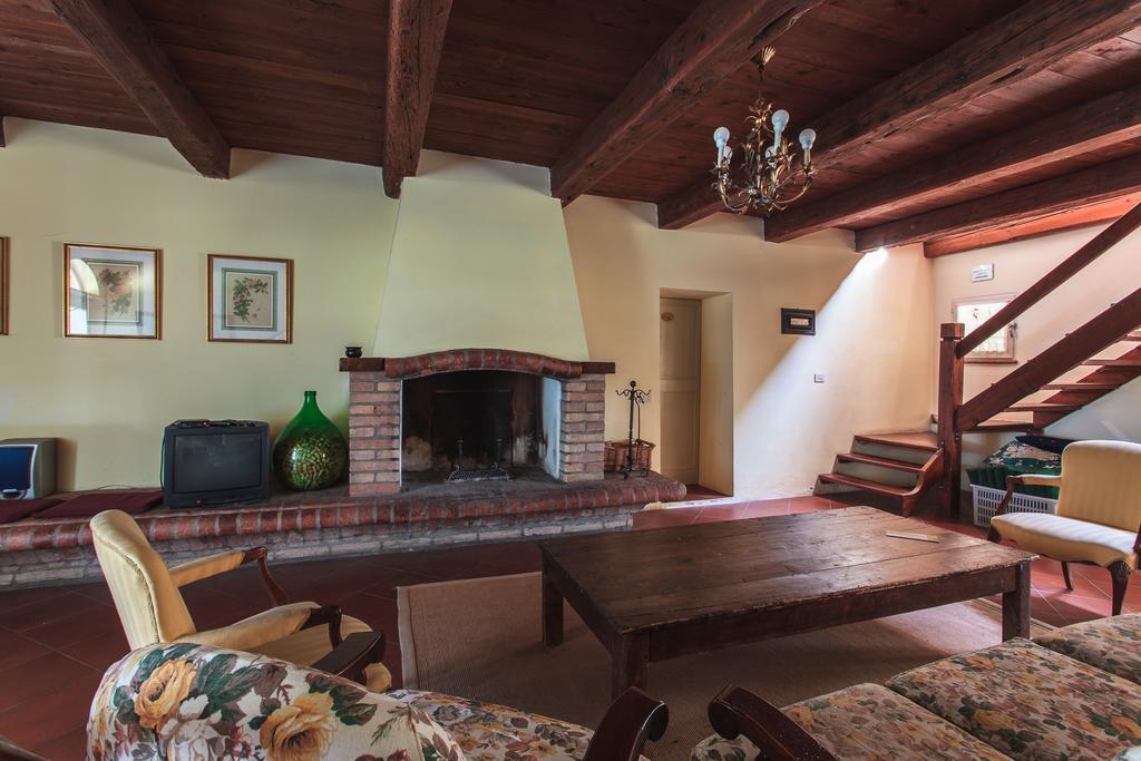 Agriturismo Il Pettirosso Forli Exterior photo