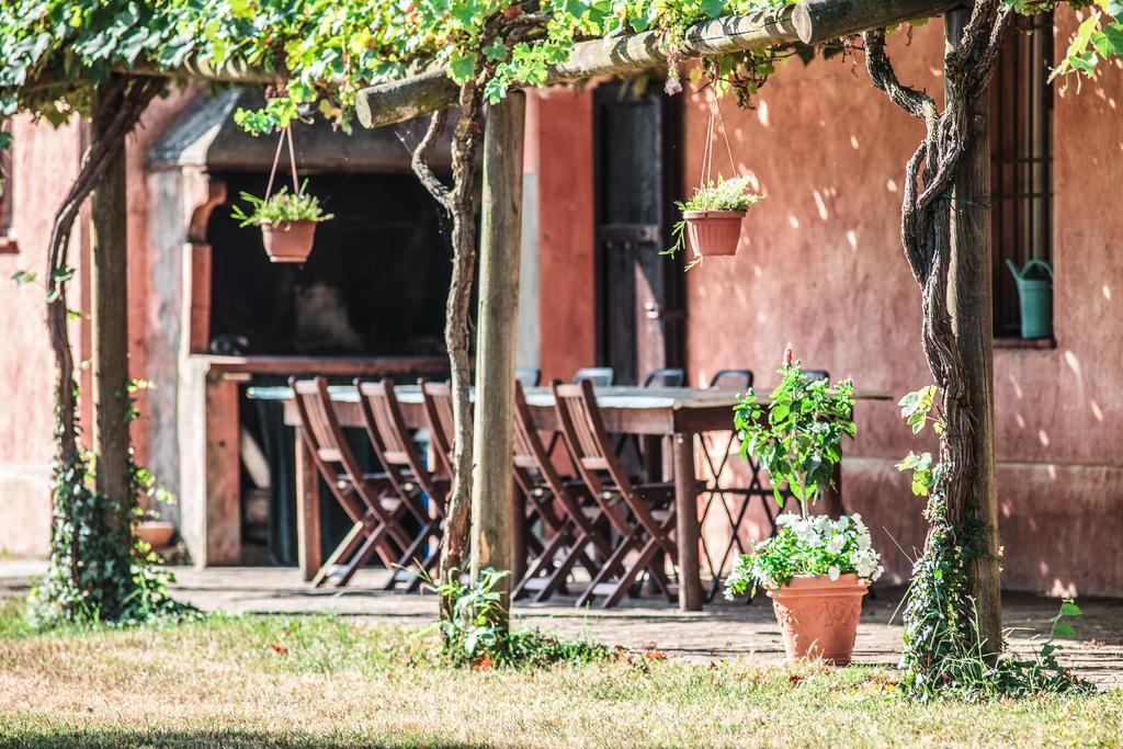 Agriturismo Il Pettirosso Forli Exterior photo